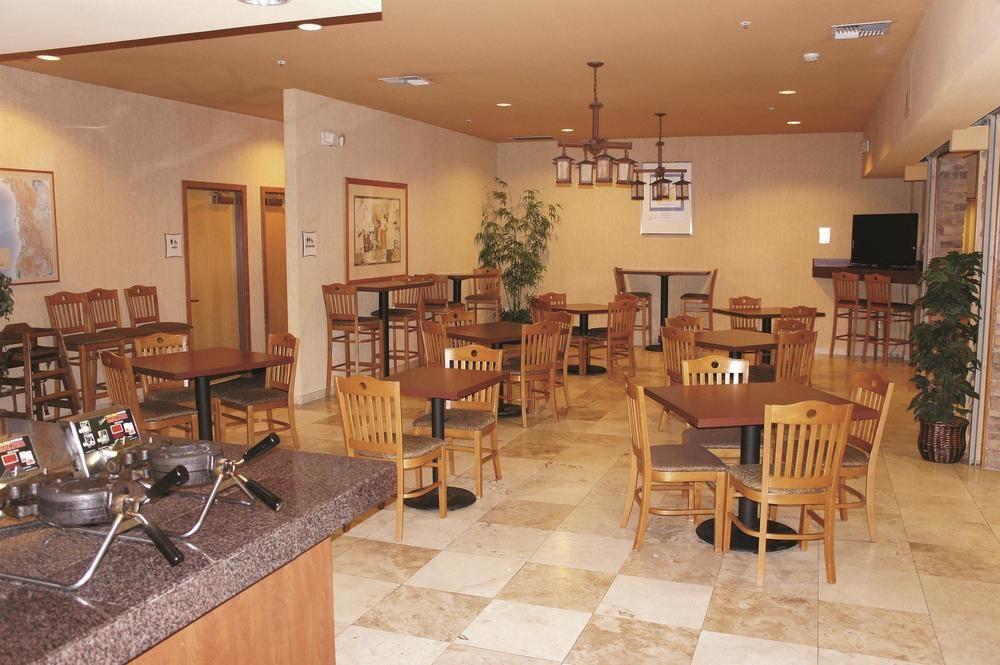 Hotel La Quinta By Wyndham 3*
