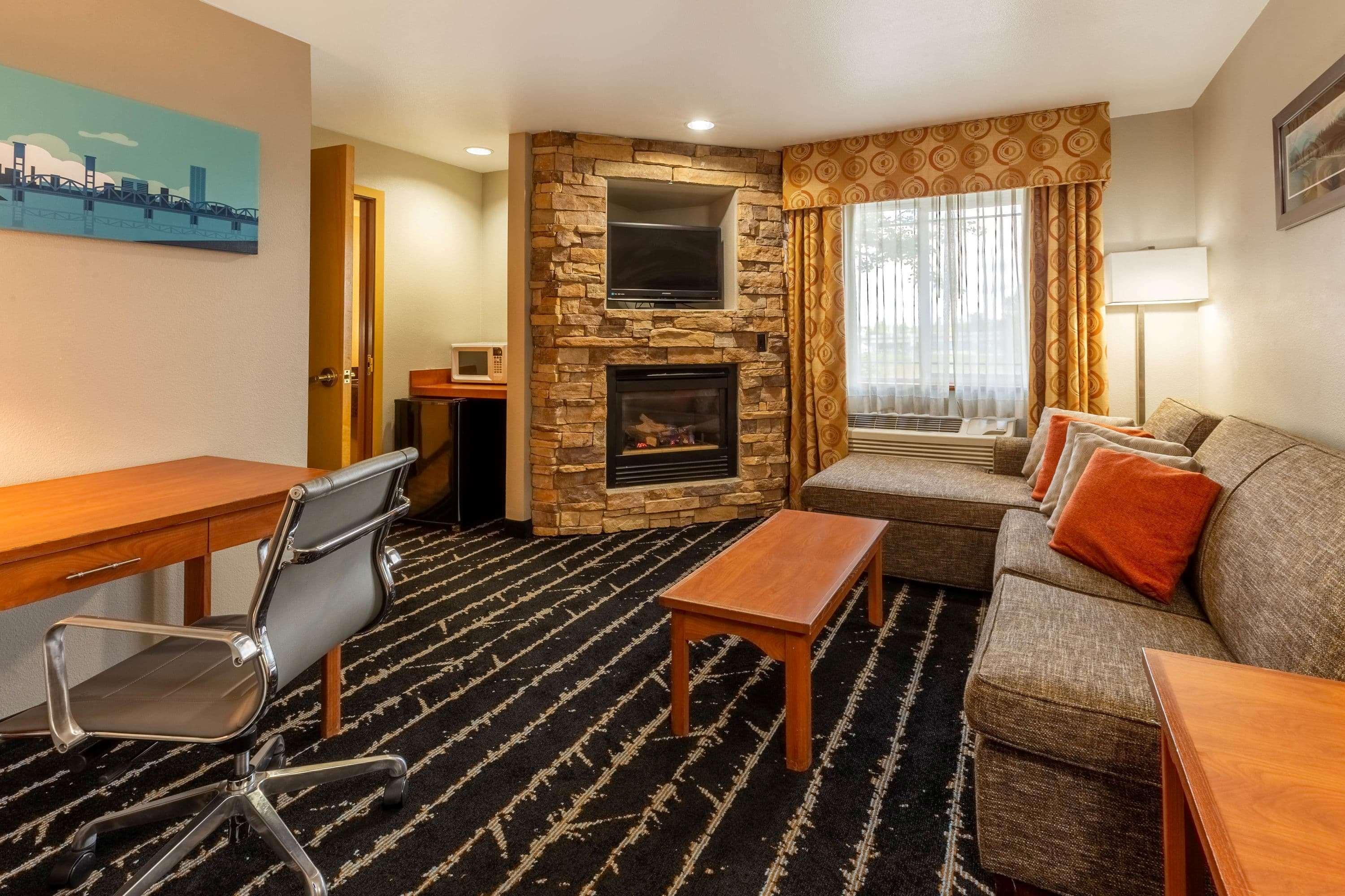 Hotel La Quinta By Wyndham Vancouver