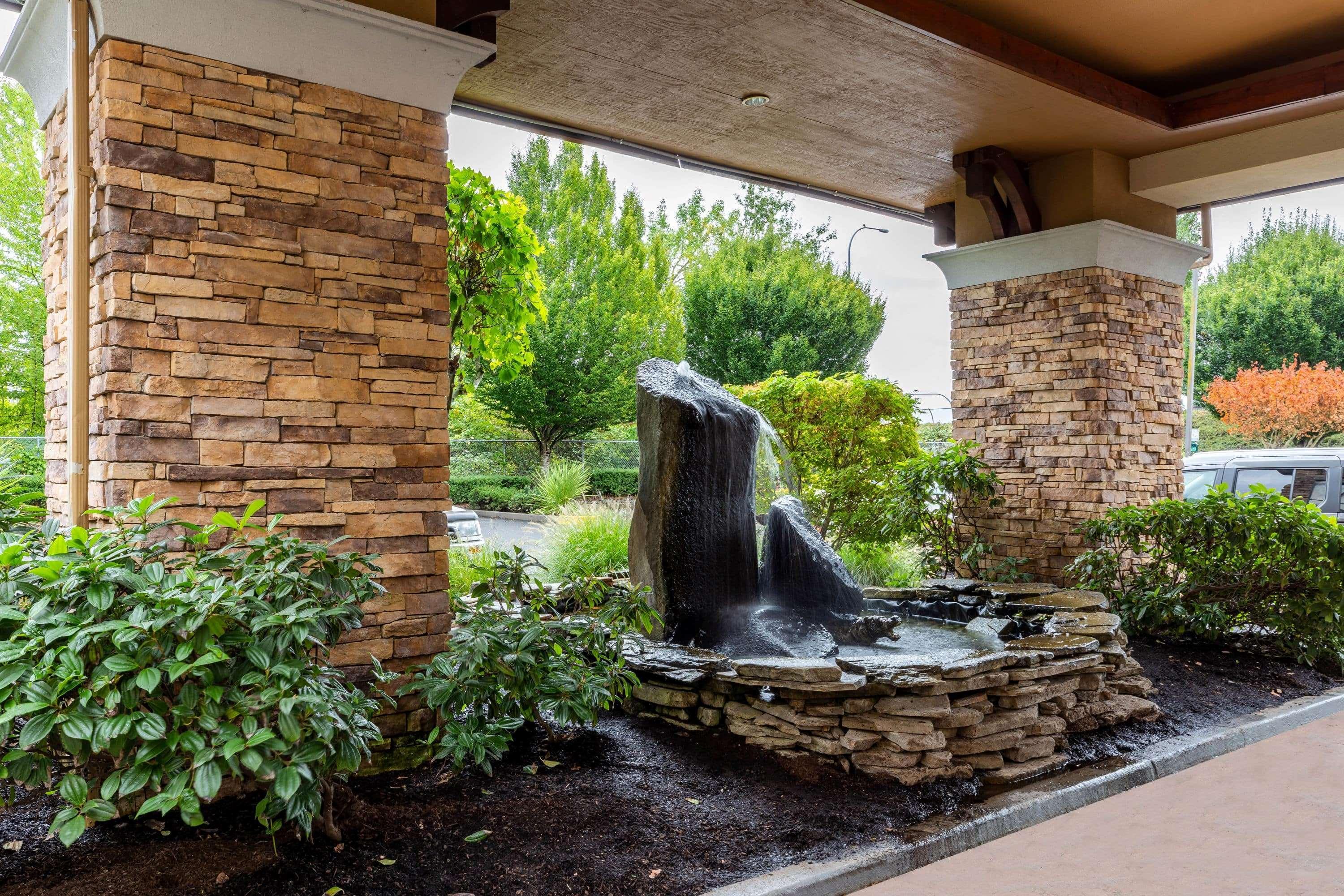 Hotel La Quinta By Wyndham Vancouver